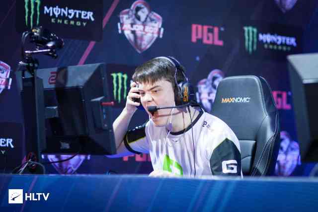 现了明显例 现了明显例