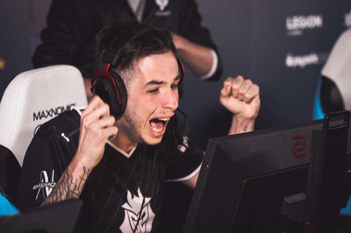 恶行得以延 恶行得以延